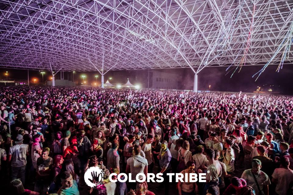 Las instalaciones de IFEJA se convierten de la mano del Colors Tribe Jaén en un mar de luz y color c