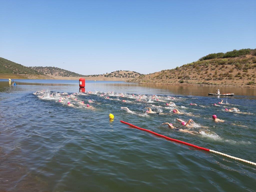 Comienza el VI Circuito Provincial de Travesías a Nado y Navegando por Jaén que se desarrollará en los pantanos de la provincia