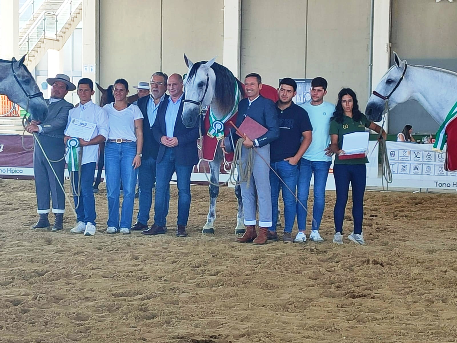 El diputado Servicios Municipales participa en la entrega de premios del II Campeonato Andaluz de Caballos de Pura Raza Española