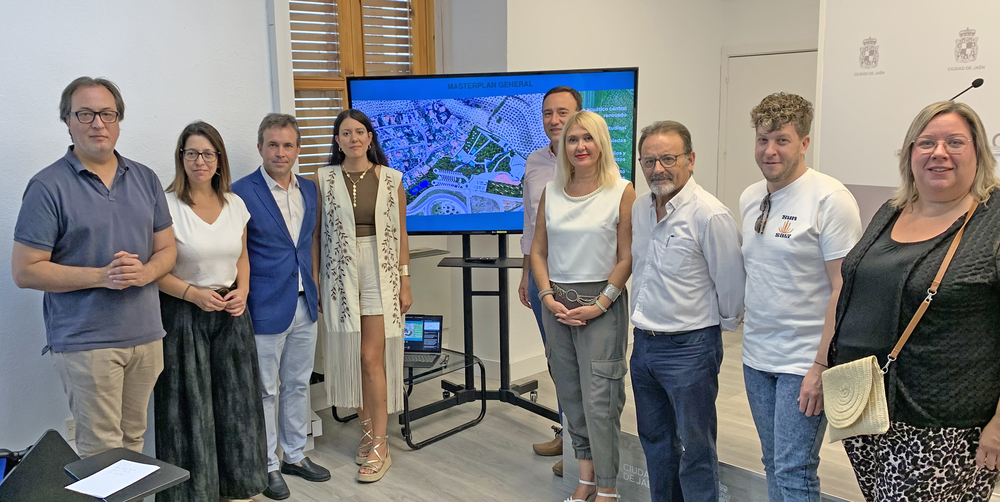 El Ayuntamiento tramita urbanísticamente el proyecto que convertirá el suelo del antiguo parque acuático en un resort para camping y caravanas