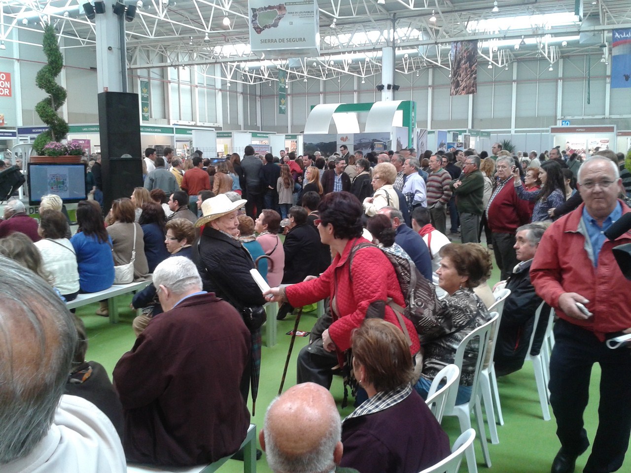 La Feria de los Pueblos de la Provincia supera las 15.000 visitas en su primera edición